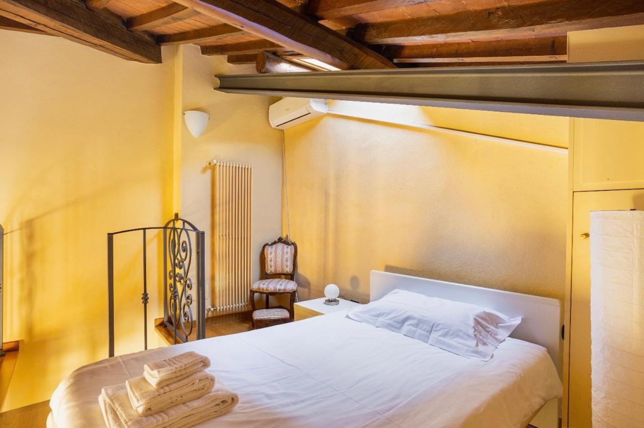 Ferienwohnung Cozy Classic Italian House Near Santa Croce, On The Lungarno Florenz Exterior foto