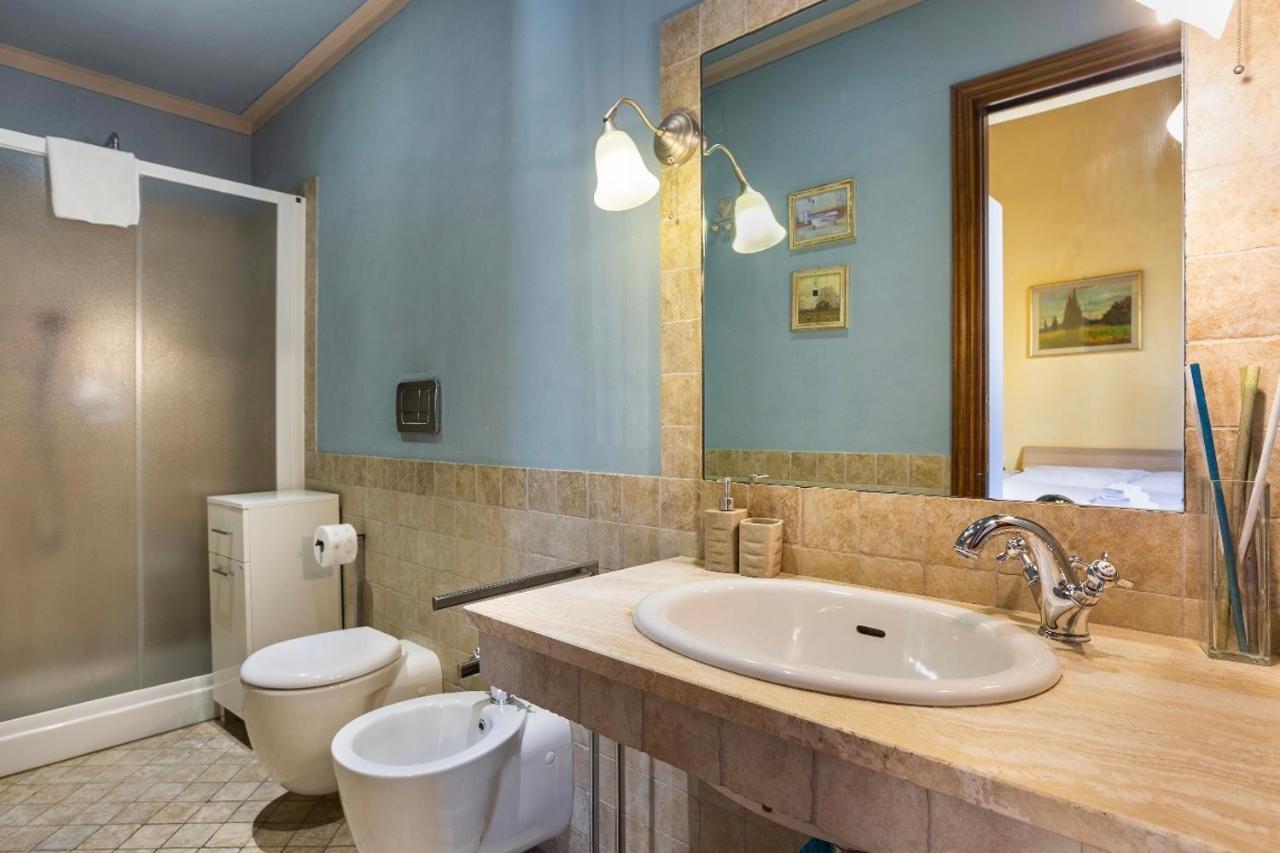 Ferienwohnung Cozy Classic Italian House Near Santa Croce, On The Lungarno Florenz Exterior foto